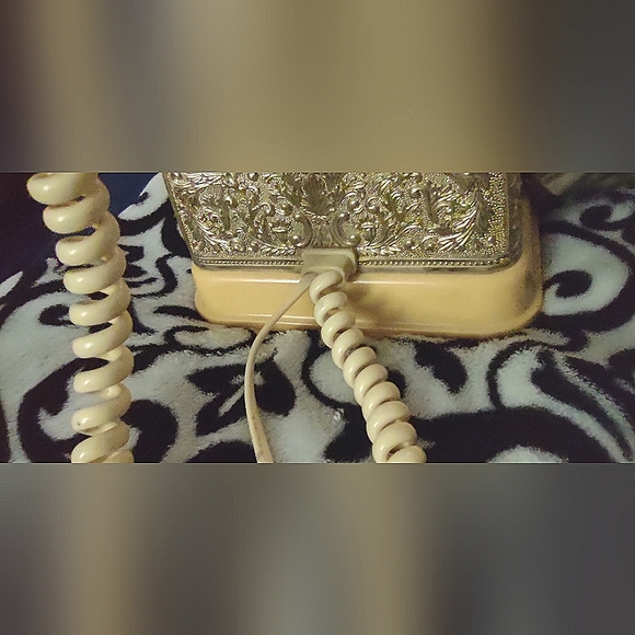 VINTAGE PRINCESS ROTARY BRASS PHONE ☎️ boudoir decor - Picture 11 of 11